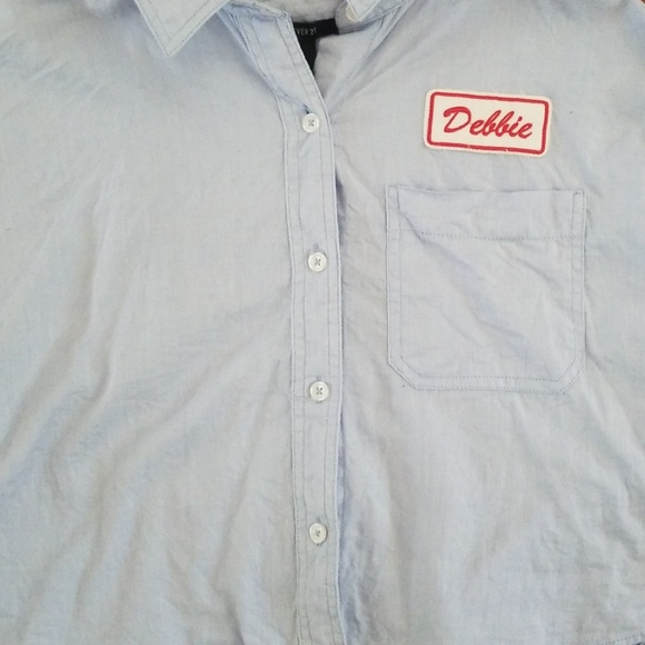 Forever 21 Collared Button Down (cropped) - Picture 5 of 8